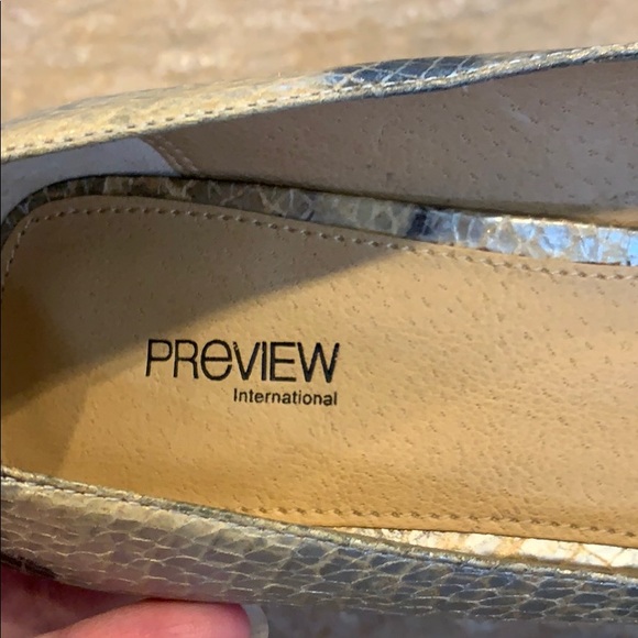 Preview International Leather Heels - Picture 3 of 6